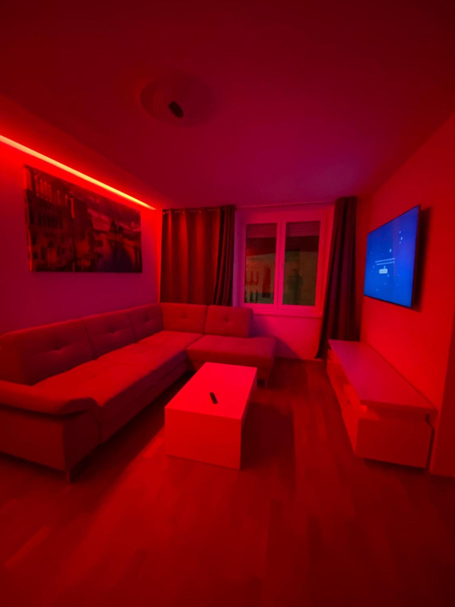Neicapartmentlandskron 1010 Vienna Luaran gambar