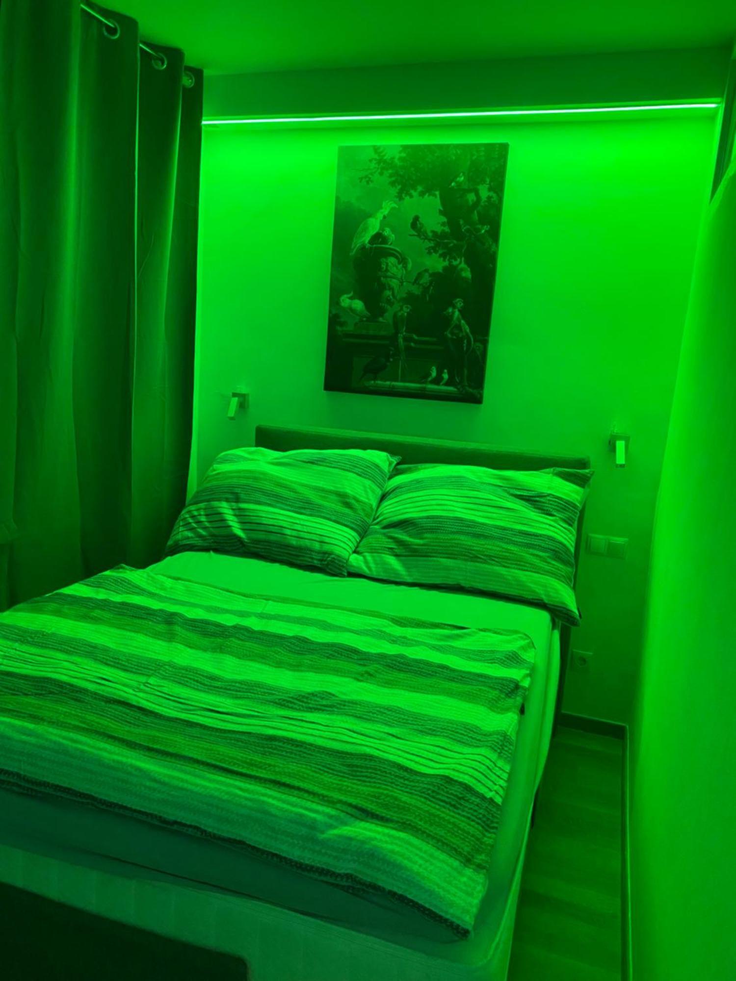 Neicapartmentlandskron 1010 Vienna Luaran gambar